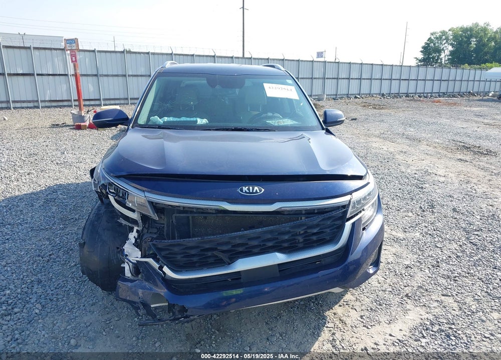 2021 KIA SELTOS VIN: KNDETCA23M7203251