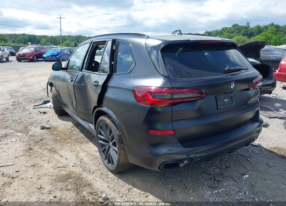 2022 BMW X5 VIN: 5UXCR6C08N9L39205
