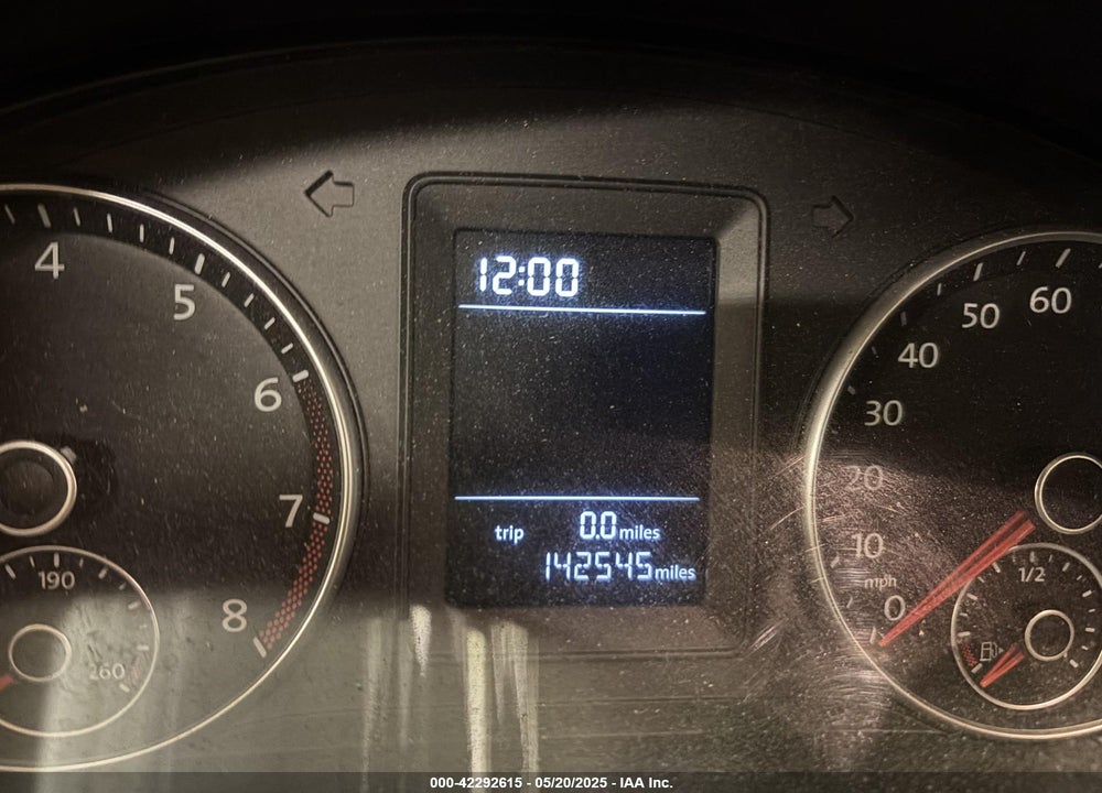 2010 VOLKSWAGEN JETTA VIN: 3VWJX7AJ7AM009550