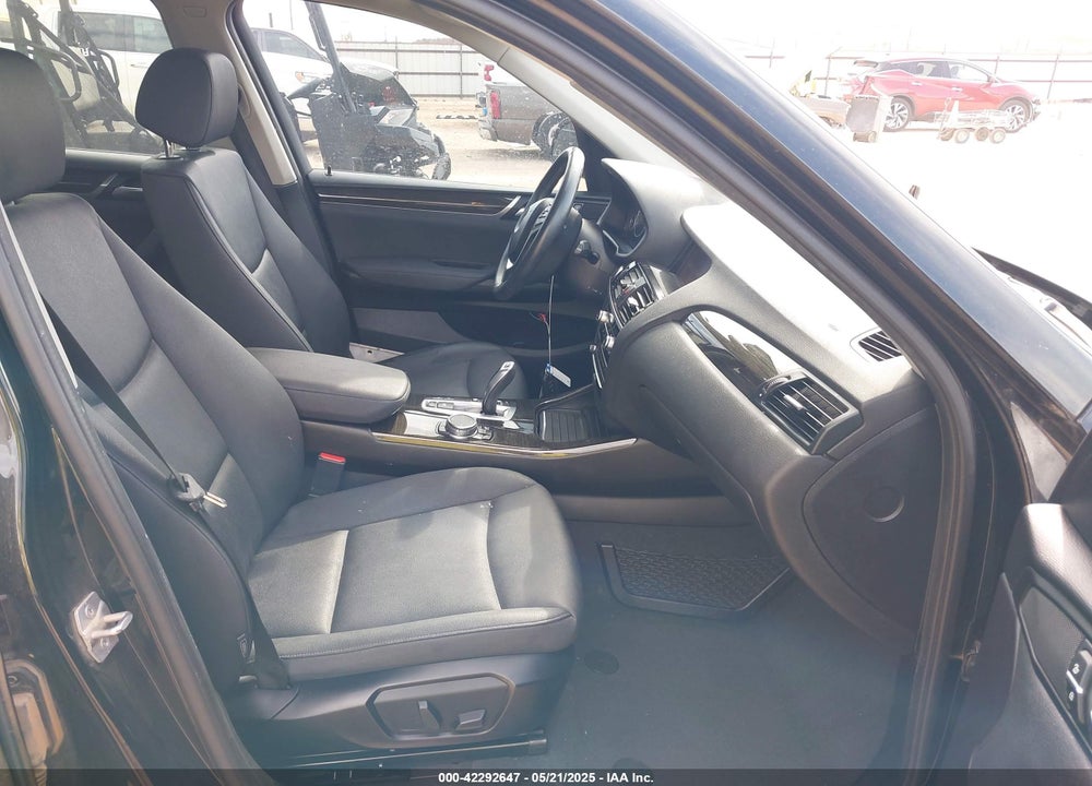 2016 BMW X3 VIN: 5UXWX9C51G0D71570