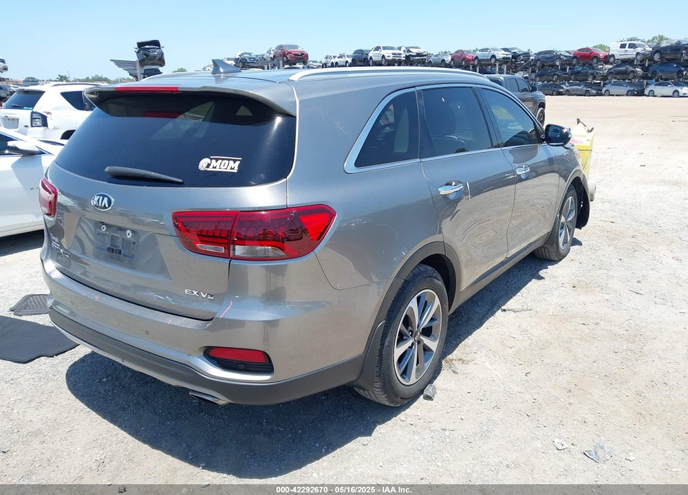 2019 KIA SORENTO VIN: 5XYPH4A52KG472996