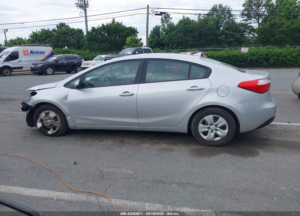 2015 KIA FORTE VIN: KNAFK4A63F5337754