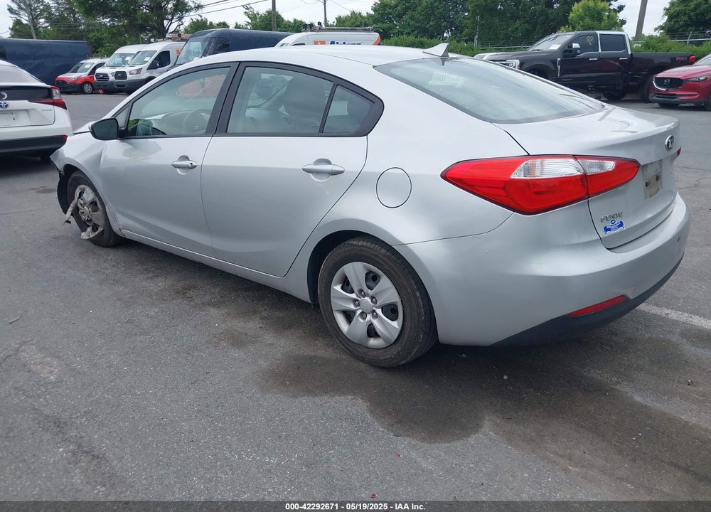 2015 KIA FORTE VIN: KNAFK4A63F5337754