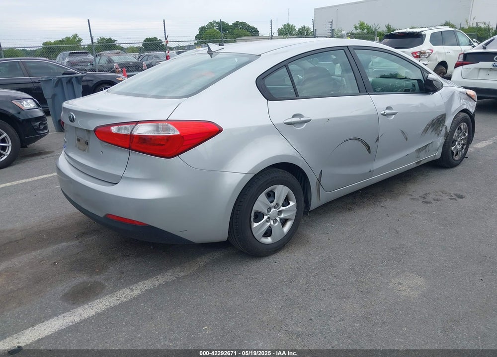 2015 KIA FORTE VIN: KNAFK4A63F5337754