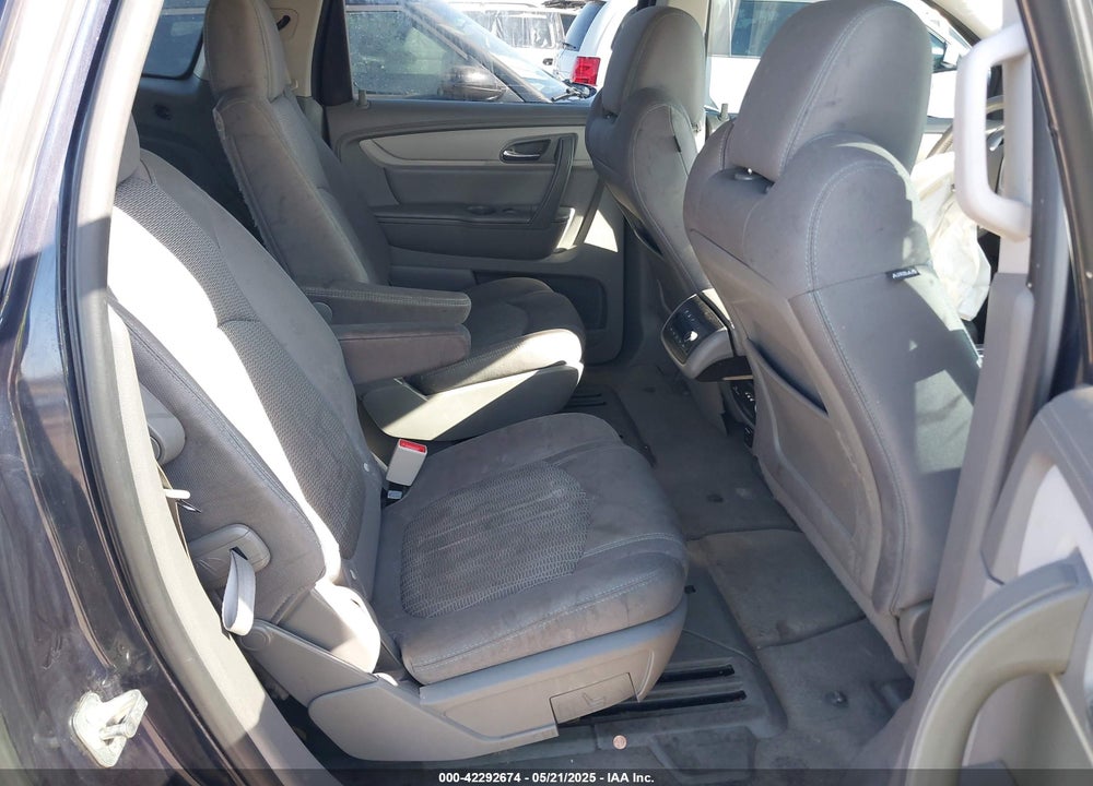 2016 CHEVROLET TRAVERSE VIN: 1GNKRGKD2GJ218315
