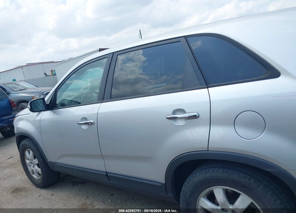 2012 KIA SORENTO VIN: 5XYKT4A1XCG295668