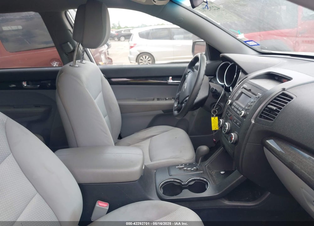 2012 KIA SORENTO VIN: 5XYKT4A1XCG295668