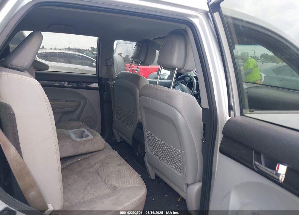 2012 KIA SORENTO VIN: 5XYKT4A1XCG295668