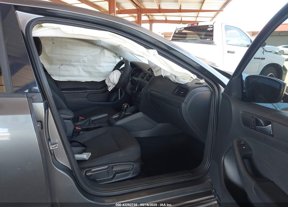 2015 VOLKSWAGEN JETTA VIN: 3VW2K7AJ8FM316381
