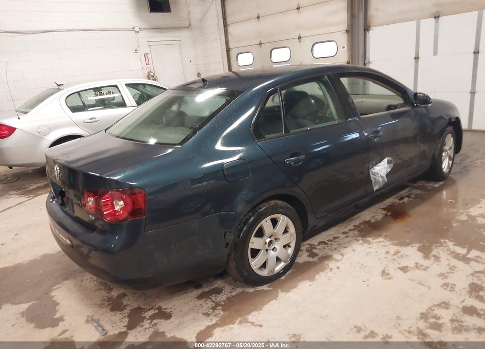 2009 VOLKSWAGEN JETTA S VIN: 3VWHZ71K79M020139