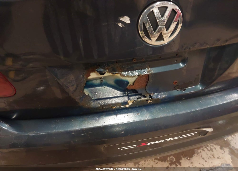 2009 VOLKSWAGEN JETTA S VIN: 3VWHZ71K79M020139