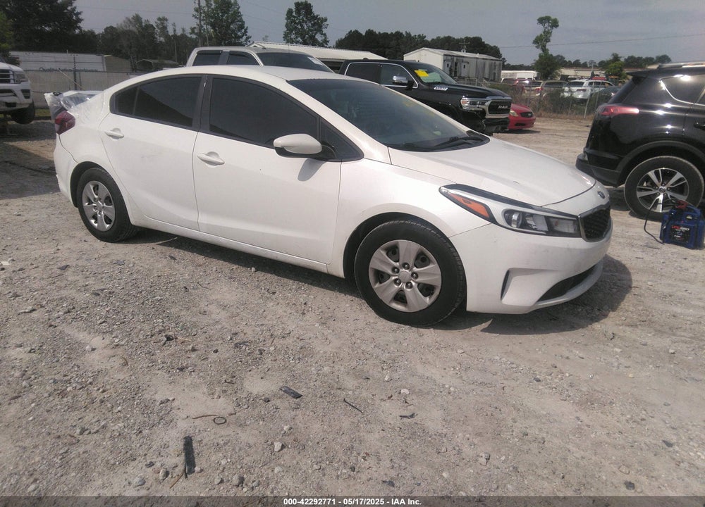 2017 KIA FORTE LX VIN: 3KPFK4A7XHE015289