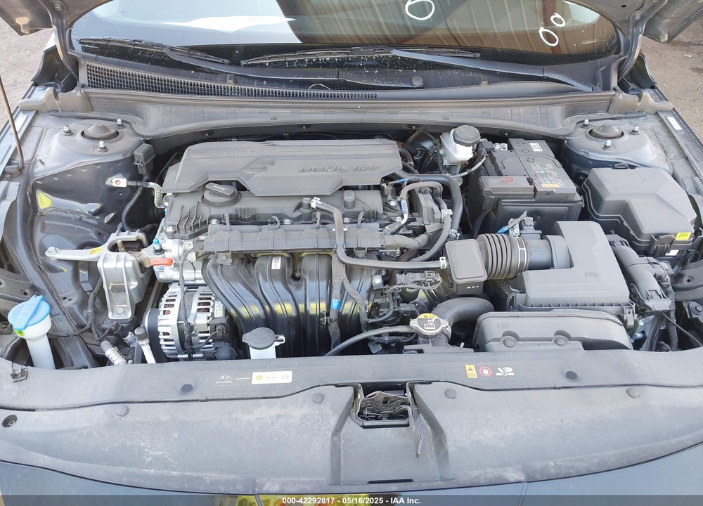 2024 HYUNDAI ELANTRA VIN: KMHLM4DG7RU805561
