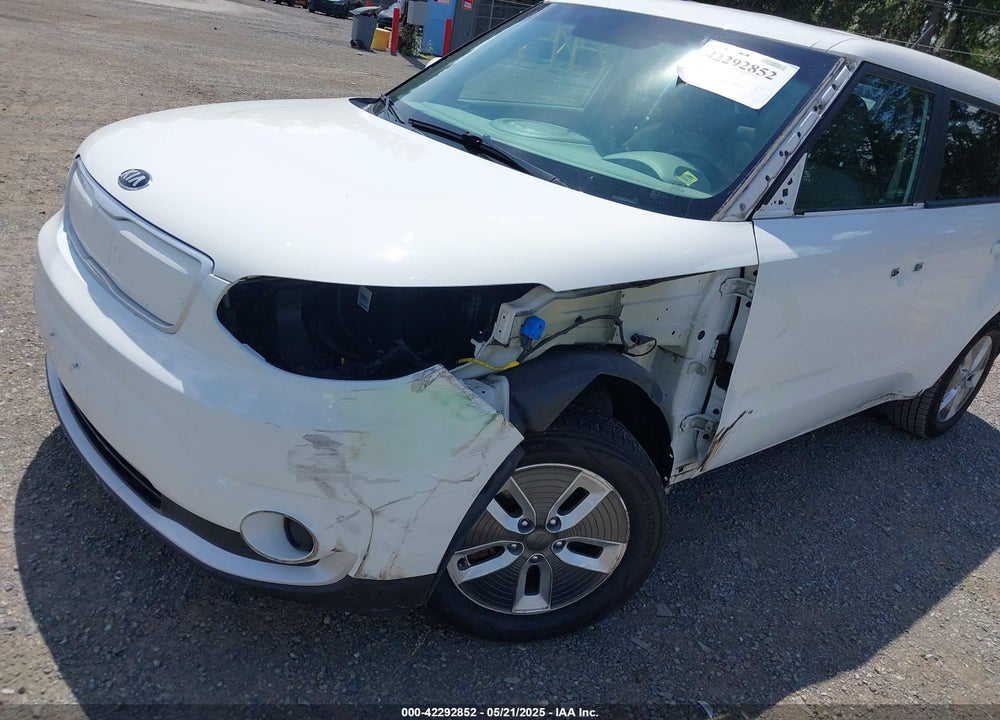 2017 KIA SOUL EV VIN: KNDJP3AE8H7020222