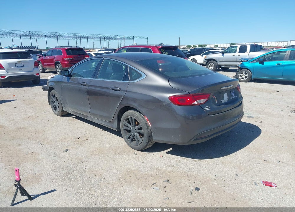 2016 CHRYSLER 200 VIN: 1C3CCCFB5GN192631