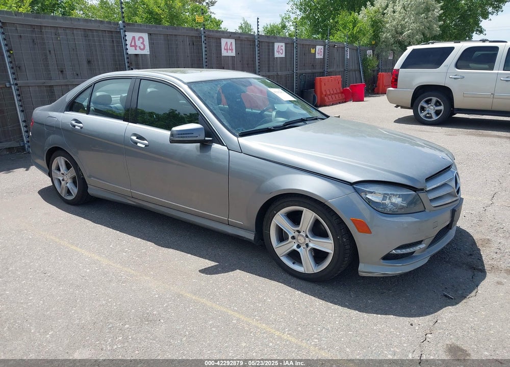 2011 MERCEDES-BENZ C 300 LUXURY 4MATIC/SPORT 4MATIC VIN: WDDGF8BB0BR163052