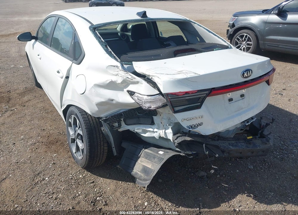 2020 KIA FORTE VIN: 3KPF24AD2LE231510