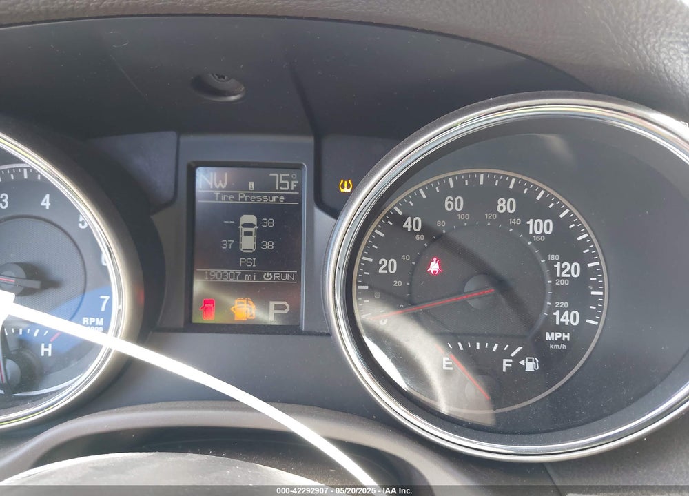 2012 JEEP GRAND CHEROKEE VIN: 1C4RJFAG1CC351604