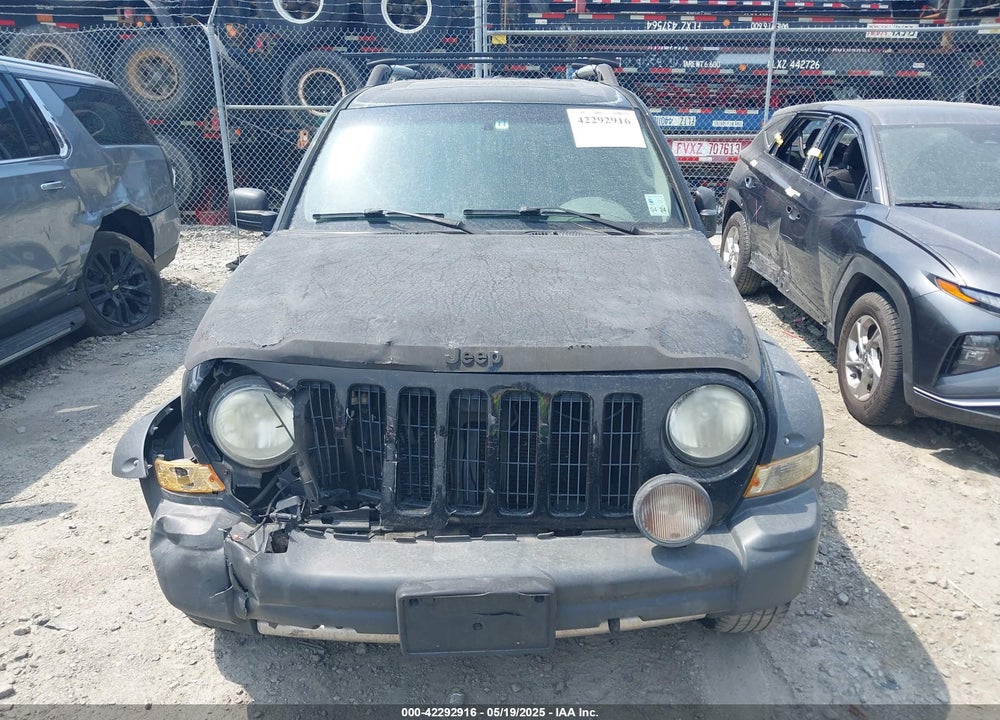 2005 JEEP LIBERTY RENEGADE VIN: 1J4GK38K05W564939