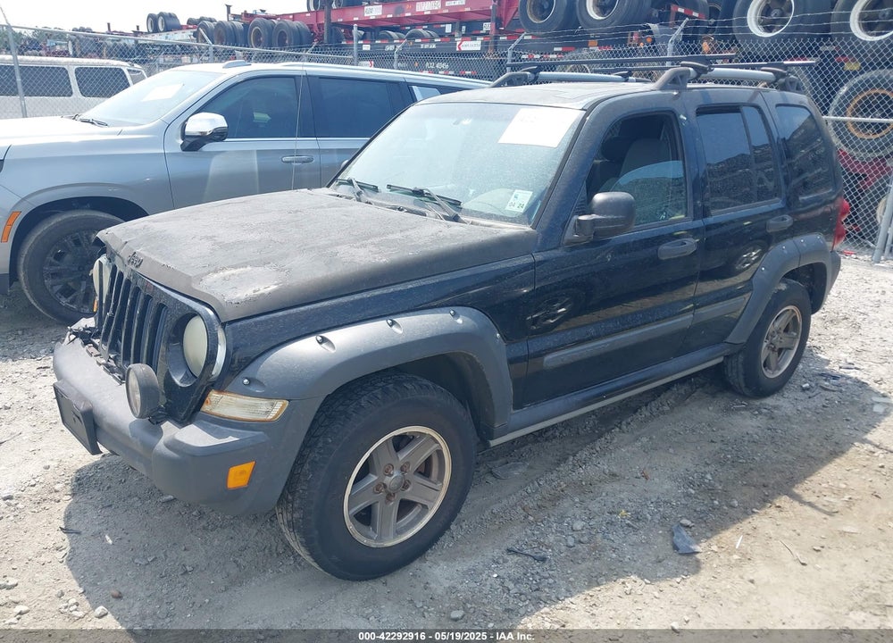 2005 JEEP LIBERTY RENEGADE VIN: 1J4GK38K05W564939