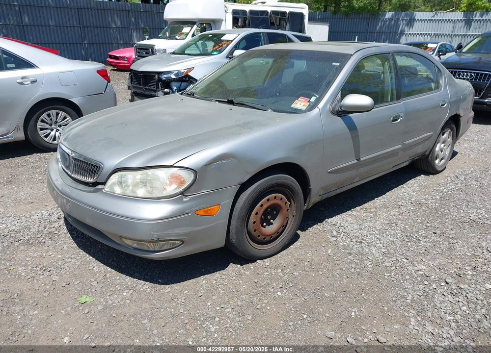 2001 INFINITI I30 LUXURY VIN: JNKCA31A11T037026