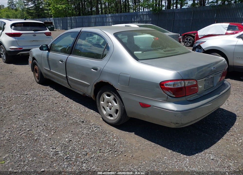 2001 INFINITI I30 LUXURY VIN: JNKCA31A11T037026
