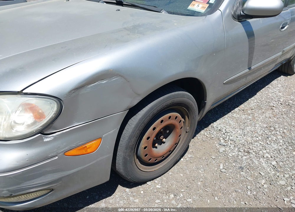 2001 INFINITI I30 LUXURY VIN: JNKCA31A11T037026