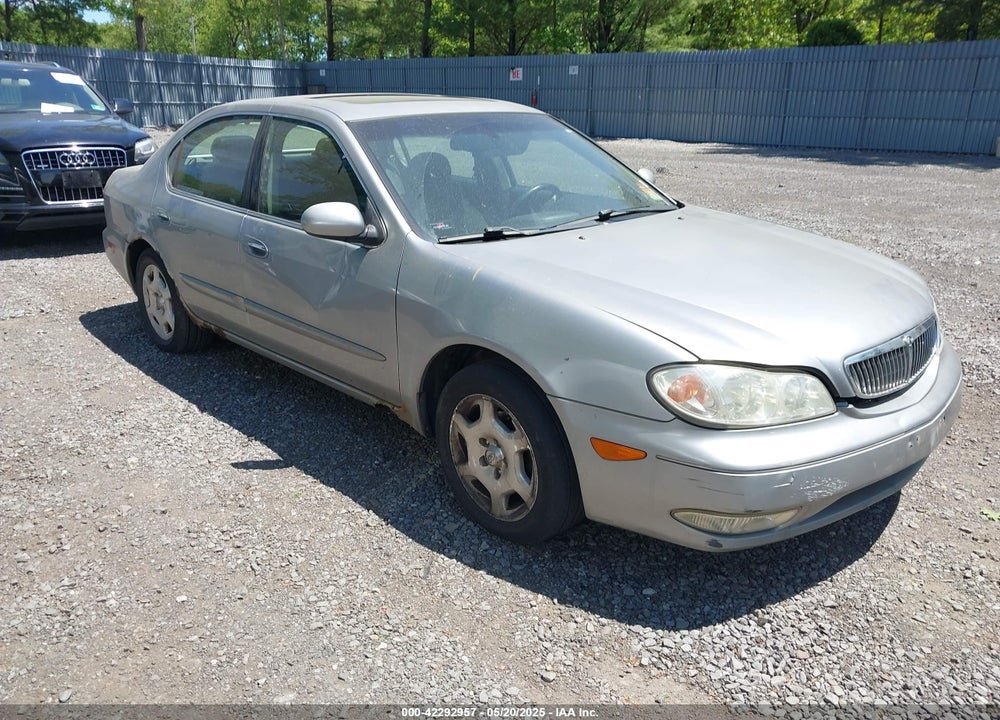 2001 INFINITI I30 LUXURY VIN: JNKCA31A11T037026