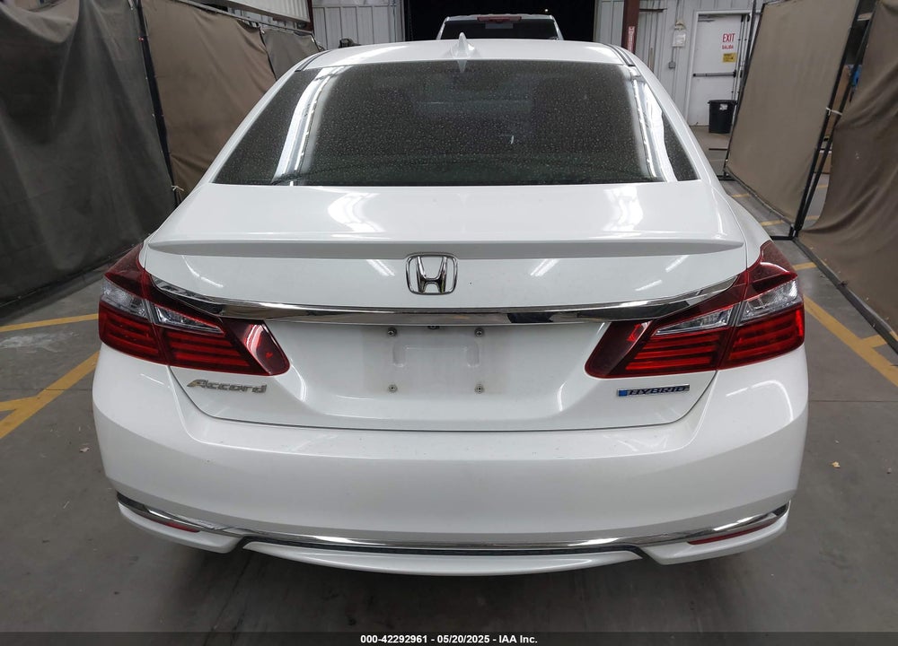 2017 HONDA ACCORD HYBRID VIN: JHMCR6F58HC000975