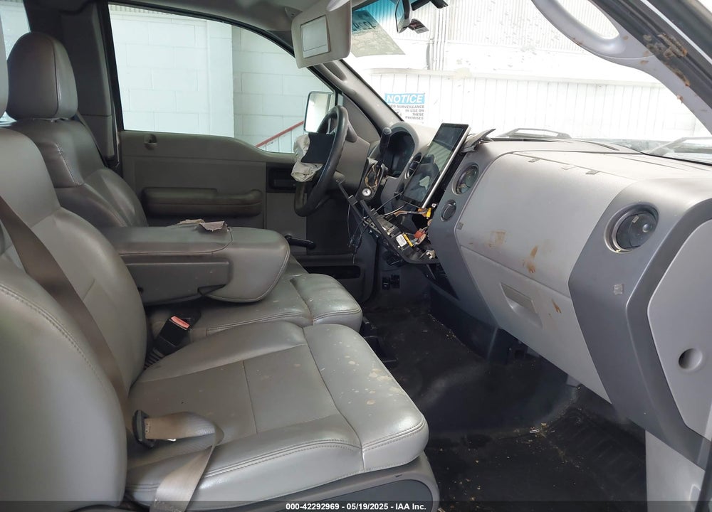 2005 FORD F-150 STX/XL/XLT VIN: 1FTRX12W85NA62072