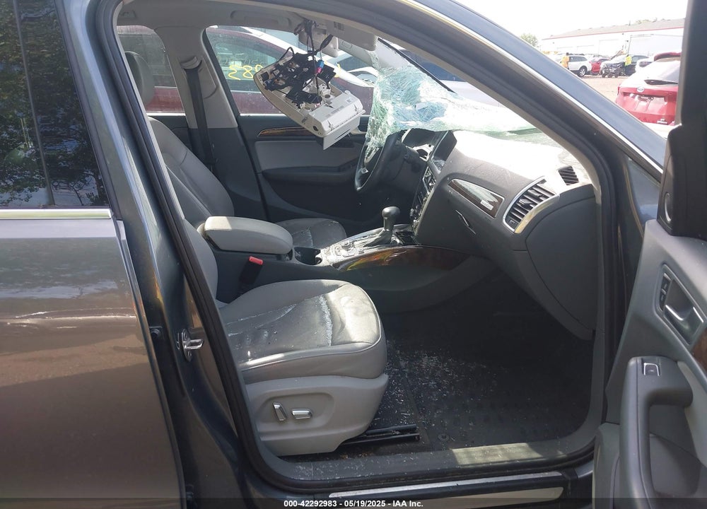 2015 AUDI Q5 2.0T PREMIUM VIN: WA1LFAFP1FA024570