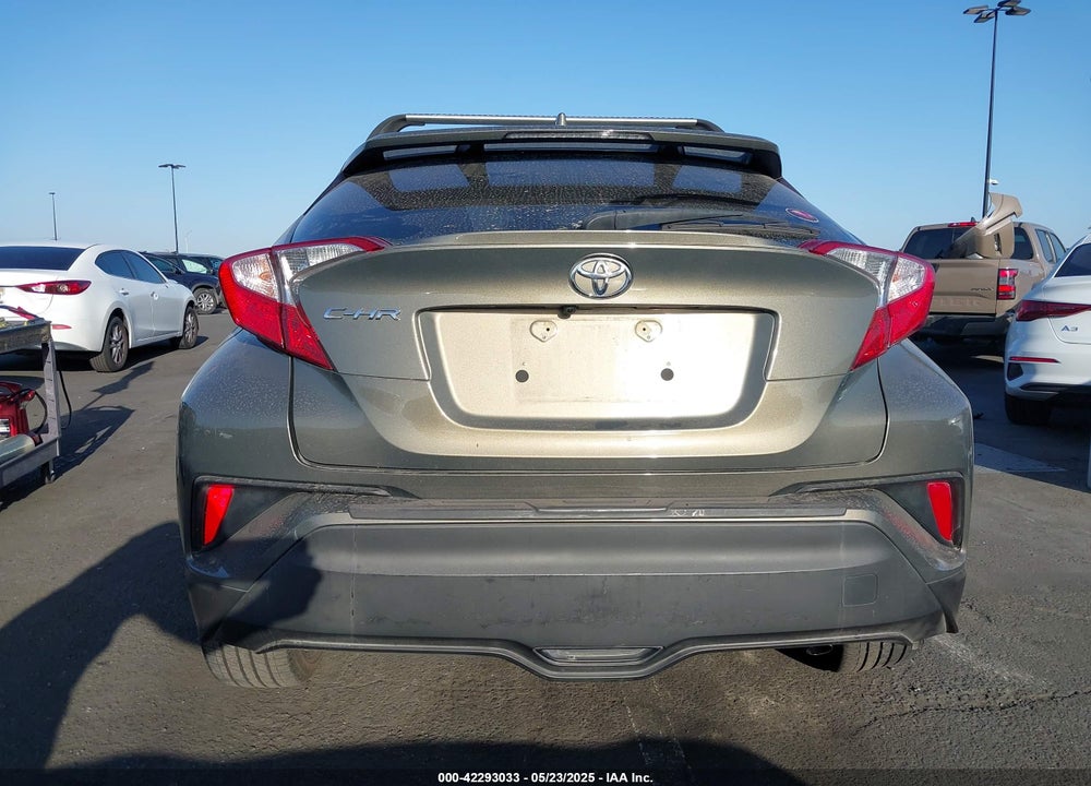 2021 TOYOTA C-HR XLE VIN: NMTKHMBX1MR133810