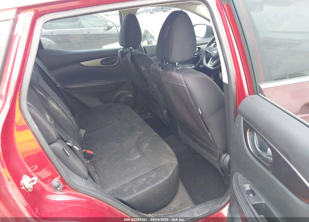 2021 NISSAN ROGUE SPORT VIN: JN1BJ1AV3MW305889