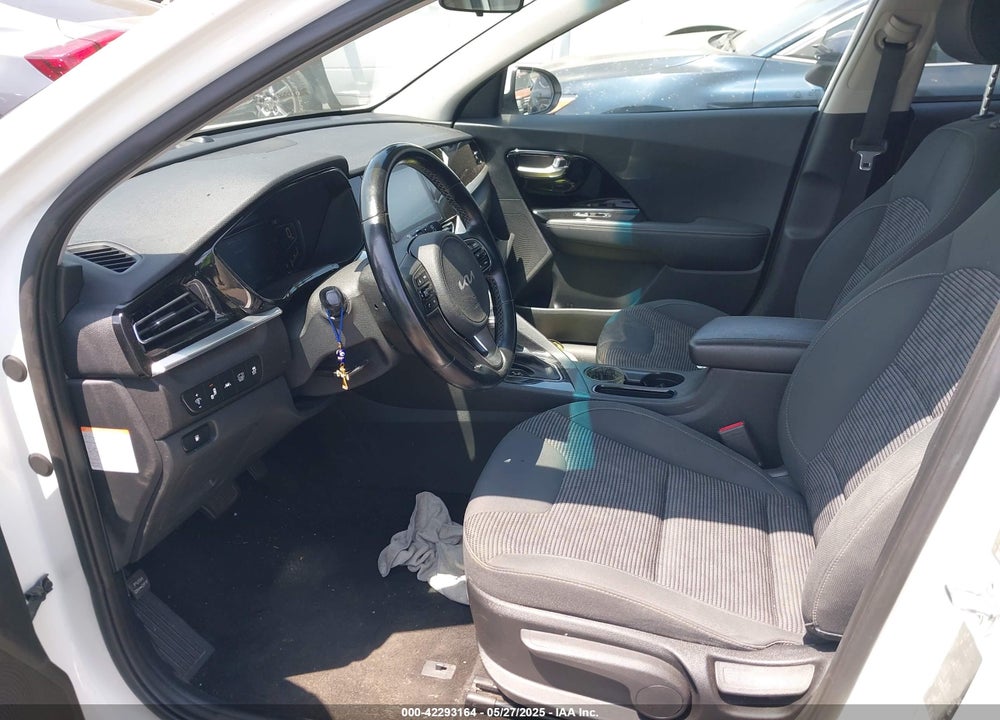 2022 KIA NIRO VIN: KNDCB3LC9N5547776
