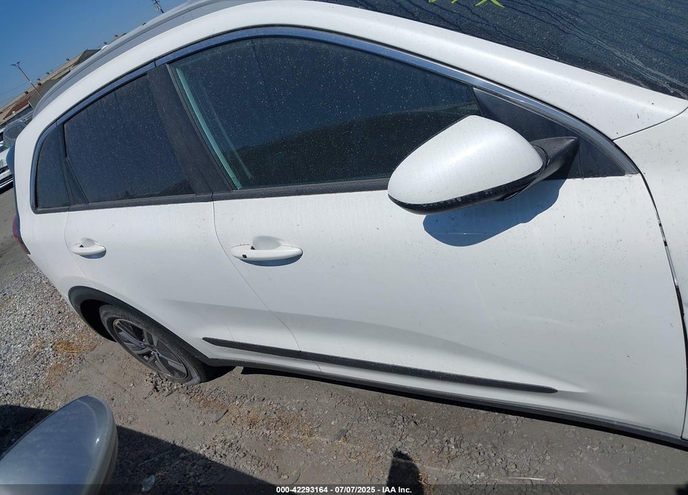 2022 KIA NIRO VIN: KNDCB3LC9N5547776