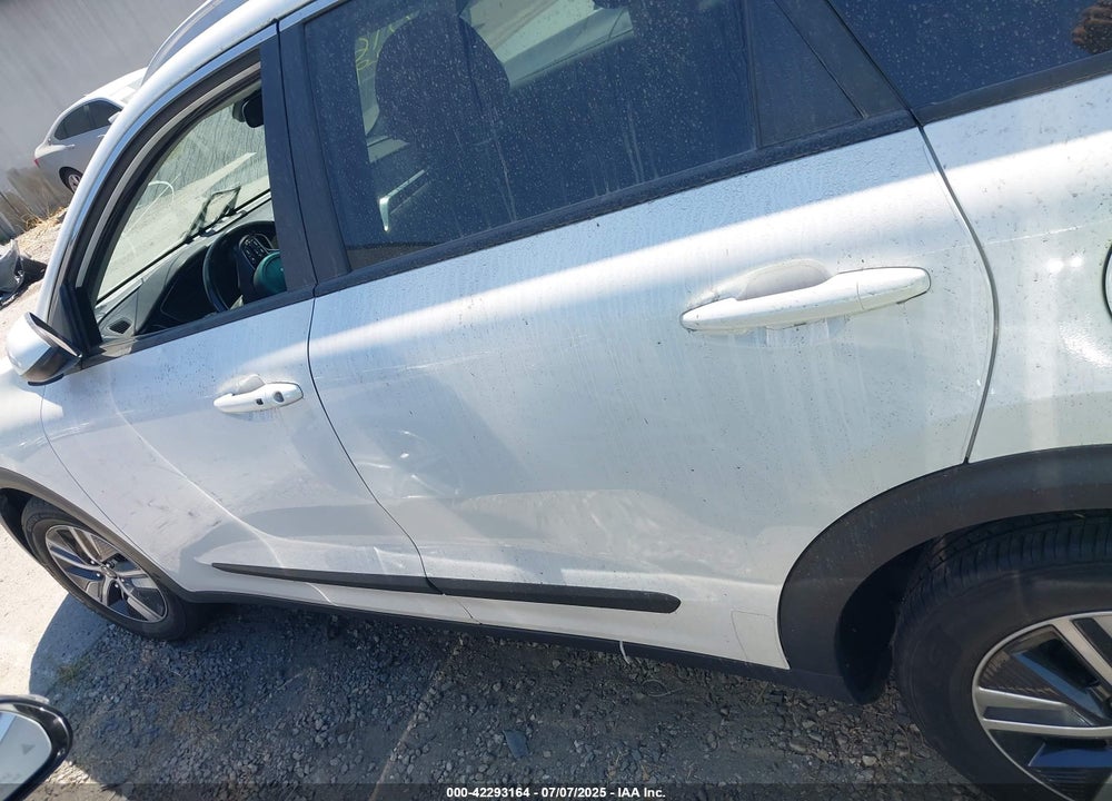2022 KIA NIRO VIN: KNDCB3LC9N5547776