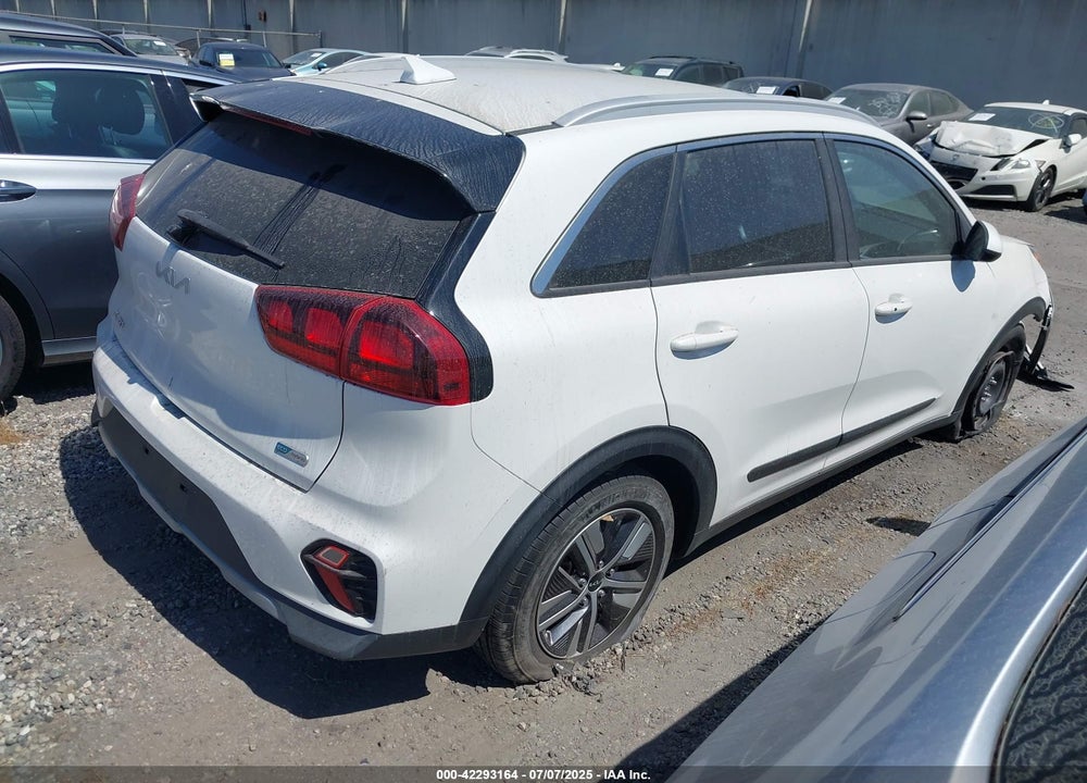 2022 KIA NIRO VIN: KNDCB3LC9N5547776