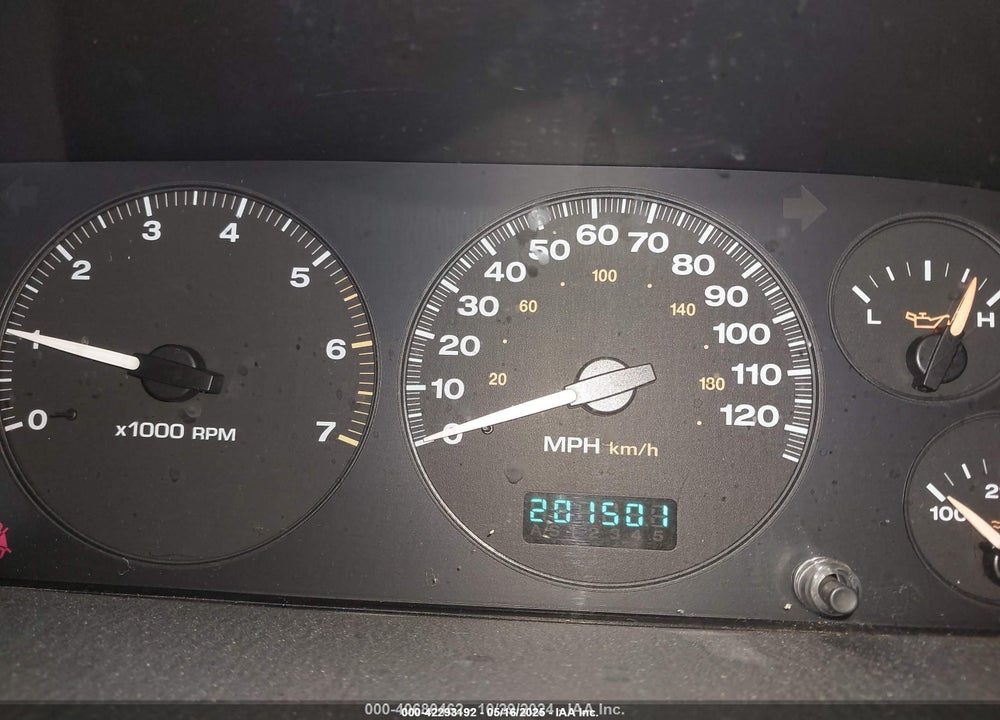2002 JEEP GRAND CHEROKEE LAREDO VIN: 1J4GW48S62C266256