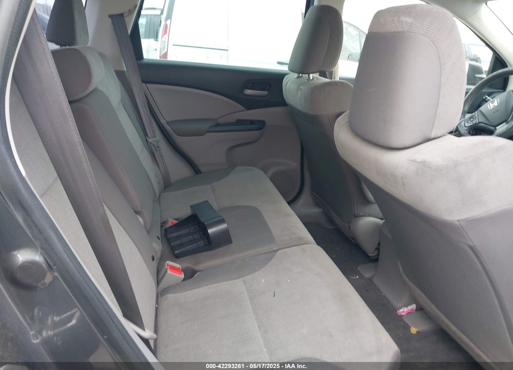 2013 HONDA CR-V LX VIN: 2HKRM4H31DH605204
