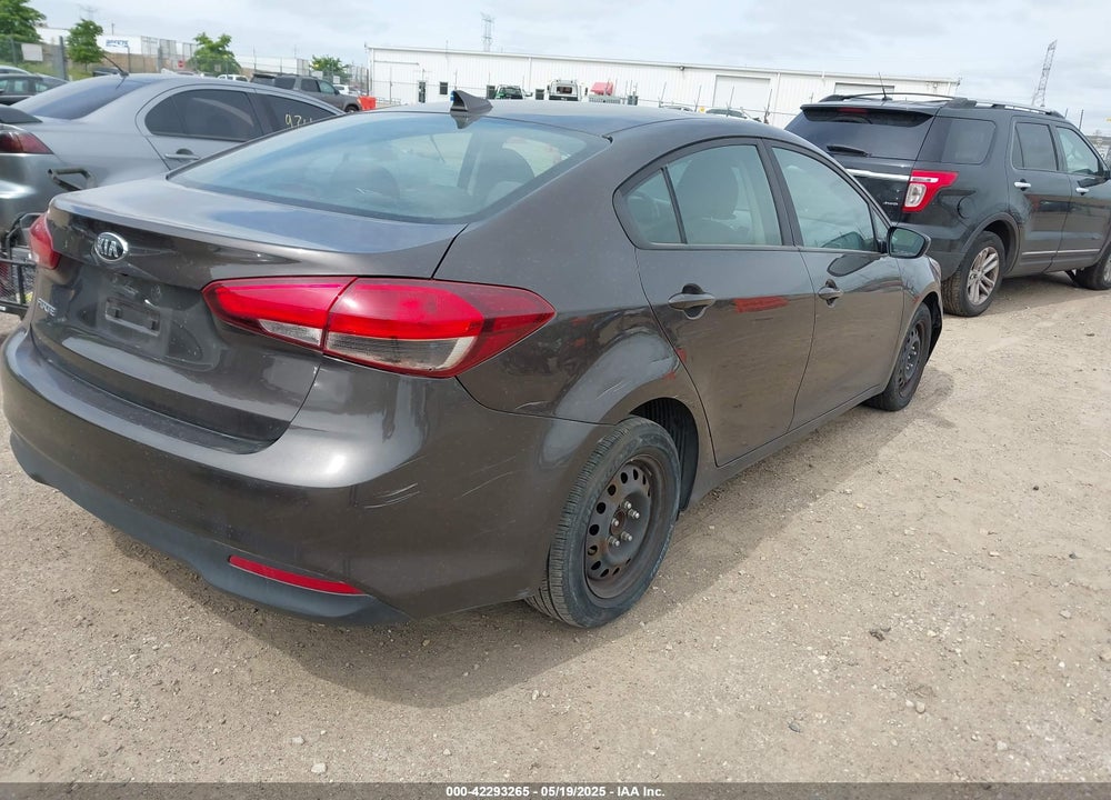 2018 KIA FORTE LX VIN: 3KPFL4A74JE190494
