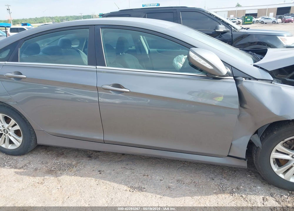 2014 HYUNDAI SONATA VIN: 5NPEB4ACXEH938923