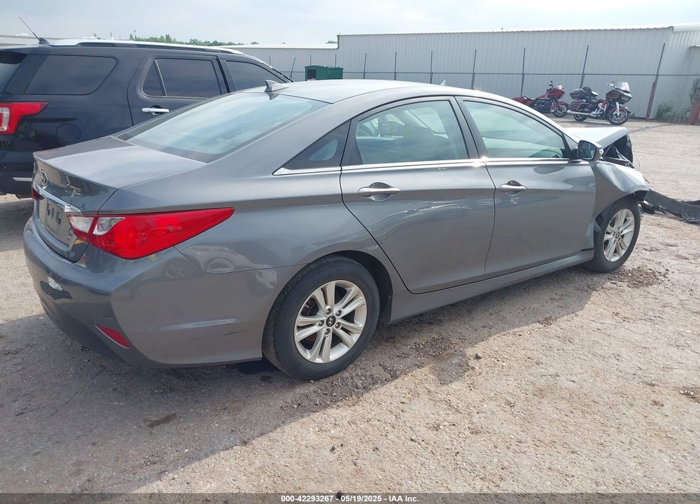 2014 HYUNDAI SONATA VIN: 5NPEB4ACXEH938923
