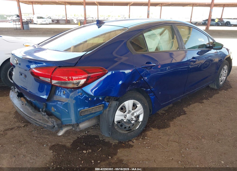 2018 KIA FORTE LX VIN: 3KPFK4A77JE168413