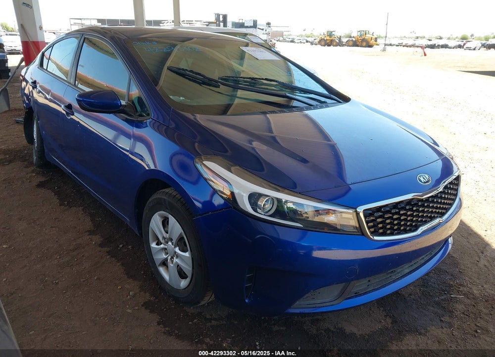 2018 KIA FORTE LX VIN: 3KPFK4A77JE168413