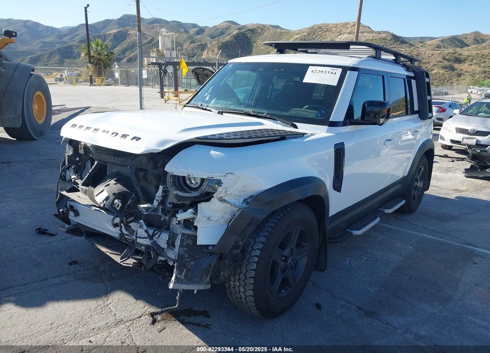 2023 LAND ROVER DEFENDER 110 S VIN: SALEJ7EX8P2110657