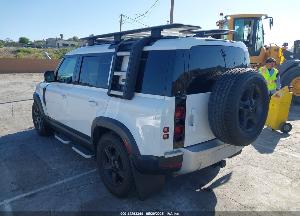 2023 LAND ROVER DEFENDER 110 S VIN: SALEJ7EX8P2110657