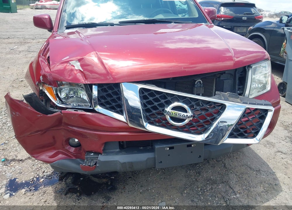 2008 NISSAN FRONTIER LE VIN: 1N6AD09W28C438901