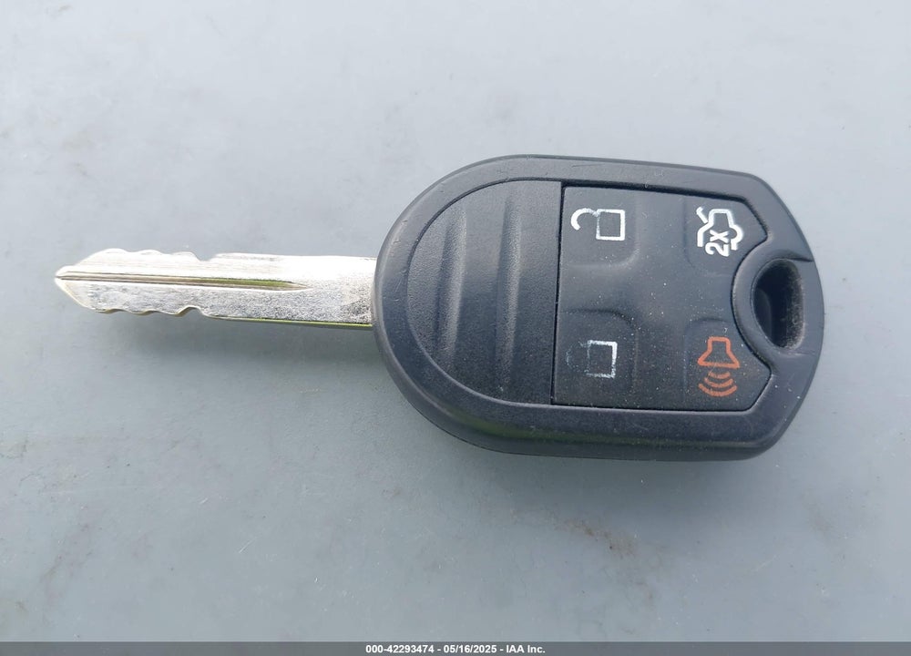 2008 FORD ESCAPE XLT VIN: 1FMCU03188KA91326