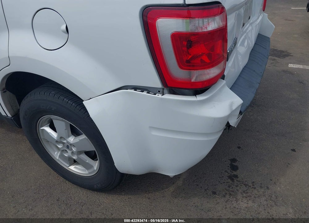 2008 FORD ESCAPE XLT VIN: 1FMCU03188KA91326