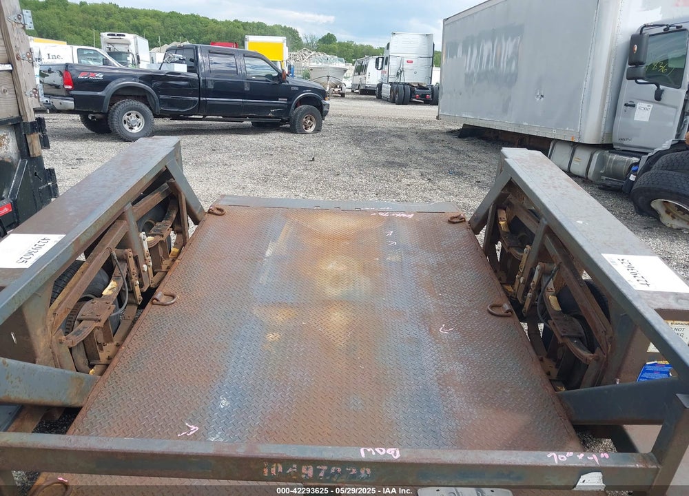 2016 JLG OTHER VIN: 5DYAA52LXGC007577